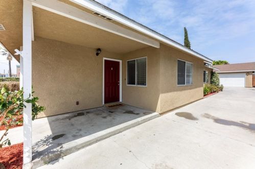 610 Almond Ave, Long Beach CA  90802-1746 exterior