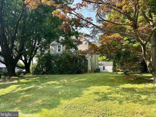 408 Easton Rd, Willow Grove, PA 19090-2511