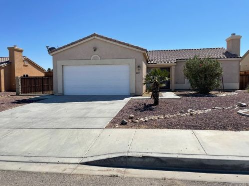 16005 Carmelia Dr, Victorville, CA 92394-1260
