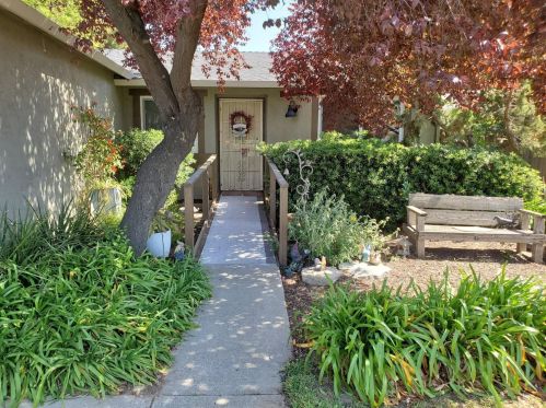819 Walnut Dr, Oakley, CA 94561-2132