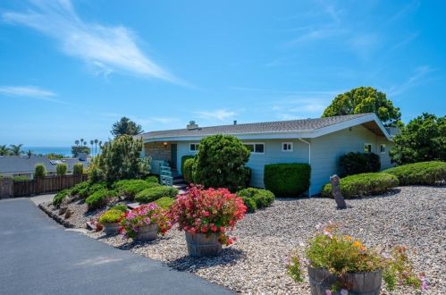 301 El Portal Dr, Pismo Beach, CA 93449-1505