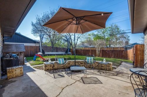 5710 Everglade Rd, Dallas TX  75227-2823 exterior