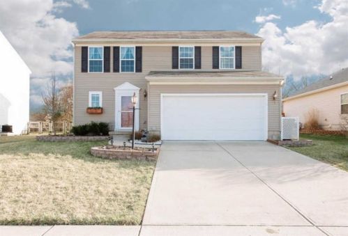 35 Ridge Dr, Amelia, OH 45102-2358