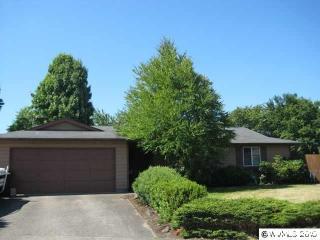 2955 Logan Ct, Salem, OR 97305-2976