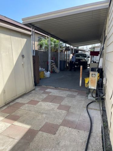 16600 Orange Ave, Paramount CA 90723-5353 exterior