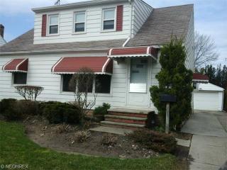 760 249th St, Cleveland OH  44123-2375 exterior