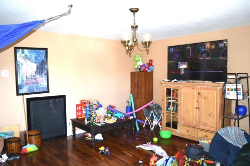 108 Catron Dr, Oakland CA 94603-3655 exterior