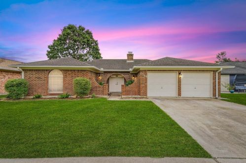1518 Jackson Dr, Deer Park, TX 77536-6433
