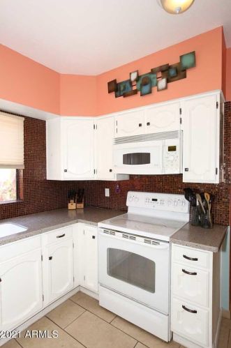 9542 Dreyfus Pl, Scottsdale AZ  85260-4301 exterior