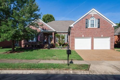 249 Karnes Dr, Franklin, TN 37064-5759