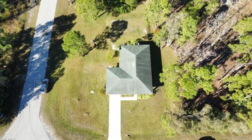 736 Bedford Dr, Lehigh Acres, FL 33974-3676