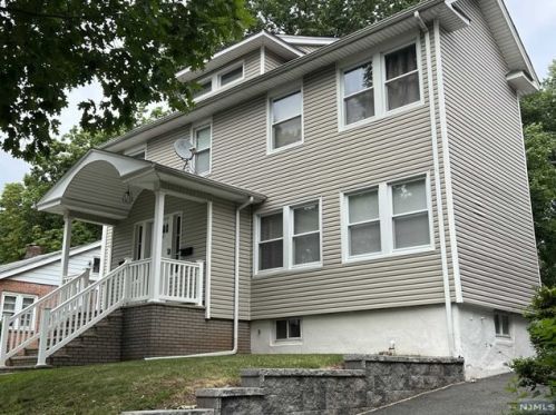 311 5th St, Ridgefield Park NJ  07660-1054 exterior