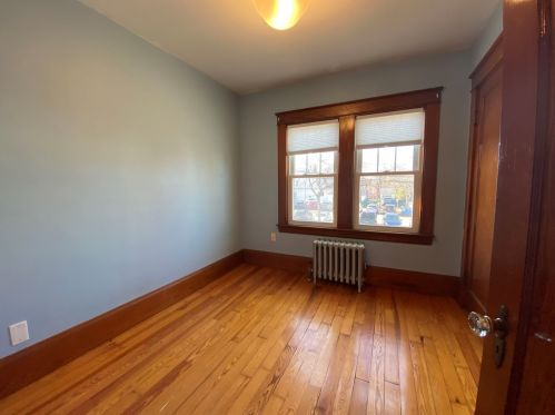 69 Hill St, Dover NH  03820-3139 exterior