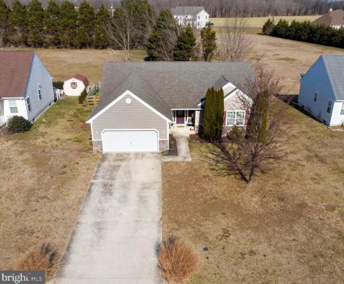 116 Landing Dr, Slaughter Beach, DE 19963-5382