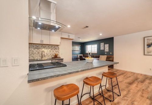 6351 Eldon Ave, Loomis CA  95650-8803 exterior