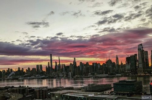 380 Mountain Rd, Union City NJ  07087-7340 exterior