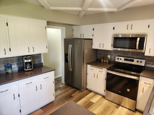 4265 94, Milwaukee WI 53222-1517 exterior