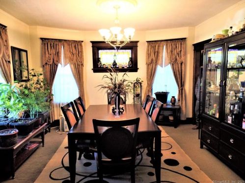 71 Merchant St, Bridgeport CT  06604-2214 exterior