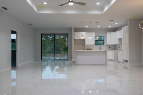 2912 18th St, Lehigh Acres, FL