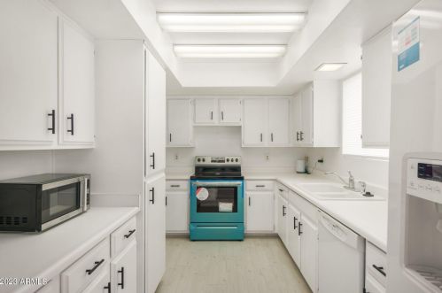 25838 Howard Dr, Chandler AZ  85248-6822 exterior