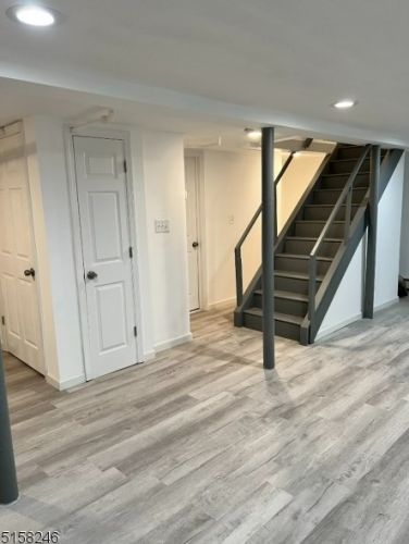 919 Oak St, Roselle NJ  07203-2001 exterior