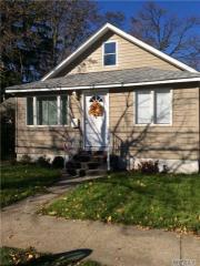 11 Delaware Pl, Hempstead, NY 11550-3421