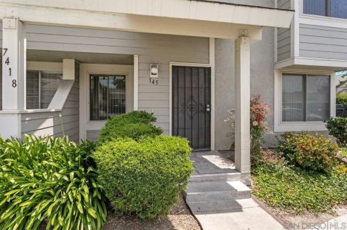 7418 Tooma St, San Diego, CA 92139-2941