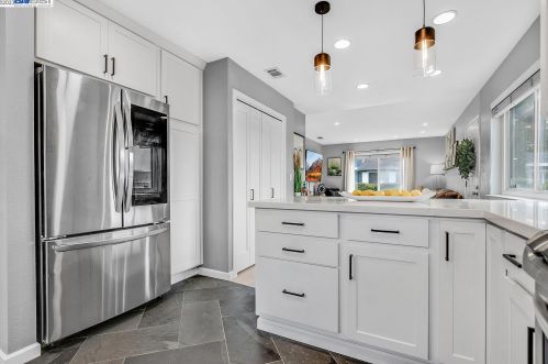1953 Monterey Dr, Livermore CA  94551-7110 exterior