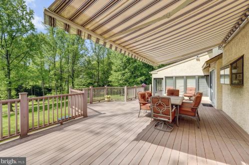 813 Marlboro Spring Rd, Kennett Sq PA  19348-1313 exterior