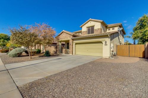 2732 Dennisport Ave, Gilbert, AZ 85295-2315