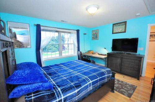 67 Steeplechase Dr, Manchester CT  06040-7066 exterior