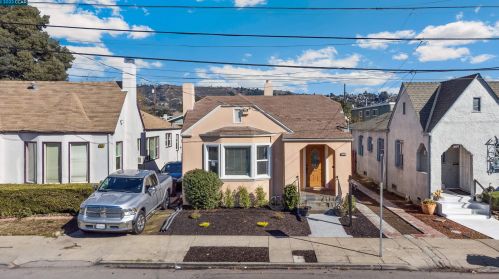 7426 Holly St, Oakland CA  94621-2834 exterior