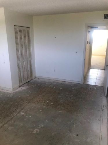 2333 Indian River Blvd, Vero Beach FL  32960-4278 exterior