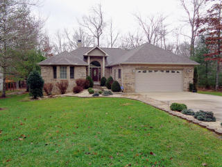 150 Forest Hill Dr, Crossville, TN 38558-2803