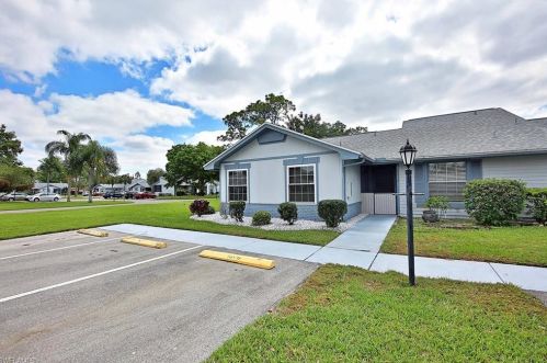 10530 Newbury Ct, Lehigh Acres, FL 33936-7241