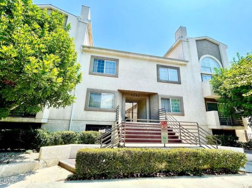 5242 Kester Ave, Van Nuys, CA 91411-4057