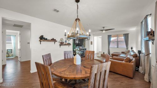 33812 30 Dr, Phoenix AZ exterior