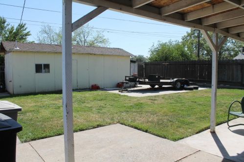 3344 Sierra St, Riverbank CA  95367-2441 exterior