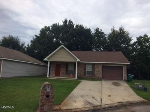 2270 Monica Dr, Gulfport, MS 39507-6501
