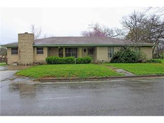 500 Rio Grande St, Mendoza, TX 78644-2540