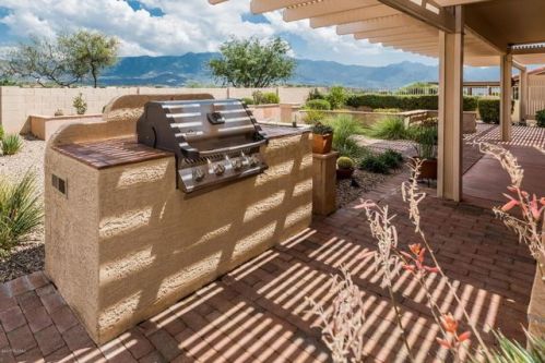 38131 Granite Crest Dr, Tucson, AZ 85739-1748