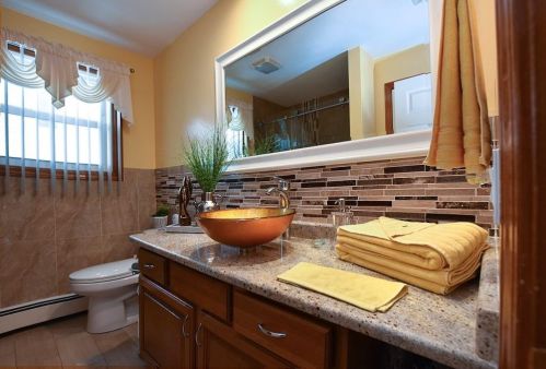 62 Edgeworth Ave, Providence RI 02904-1447 exterior