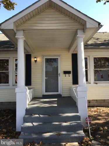 4375 6th St, Harrisburg, PA 17110-1614