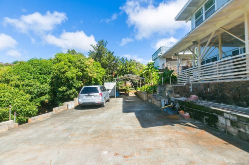 99632 Kahilinai Pl, Aiea, HI 96701-3597