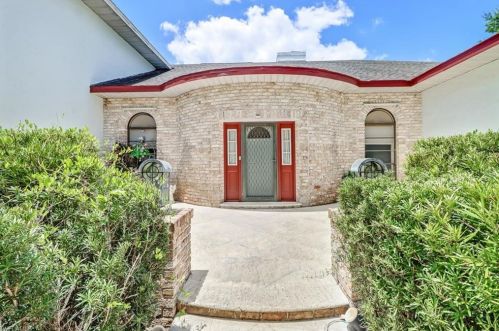 27174 Pinecrest Ln, Bonita Springs, FL 34135-6233