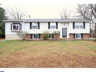 112 Wendy Cir, Romansville, PA 19320-5519
