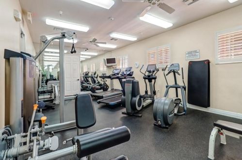 401 Bayfront Pl, Naples FL  34102-6455 exterior