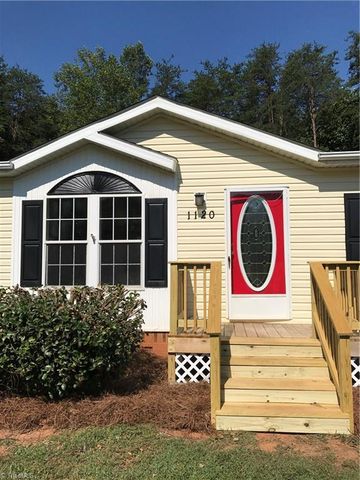 1120 Spoke Ln, Lewisville, NC 27023-8712