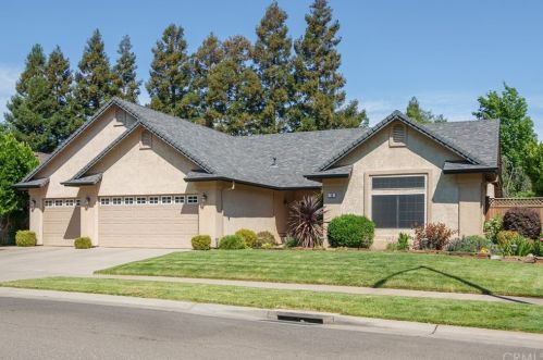 14 Stratford Way, Chico, CA 95973-8111