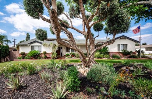 607 4th St, Ontario, CA 91762-1943